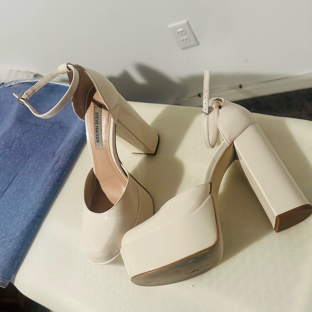 Steve Madden Beautiful Shoes 👠